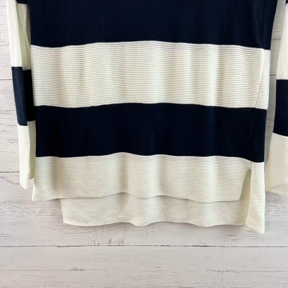Vince Cream and Black Long Sleeve Pullover Sweater Size XS - Picture 8 of 8